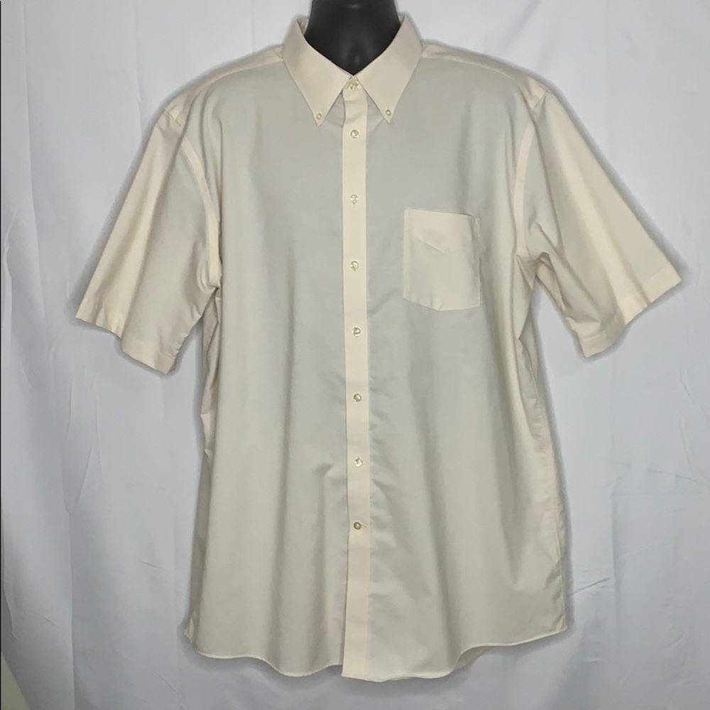 Stafford wrinkle free button up shirt
